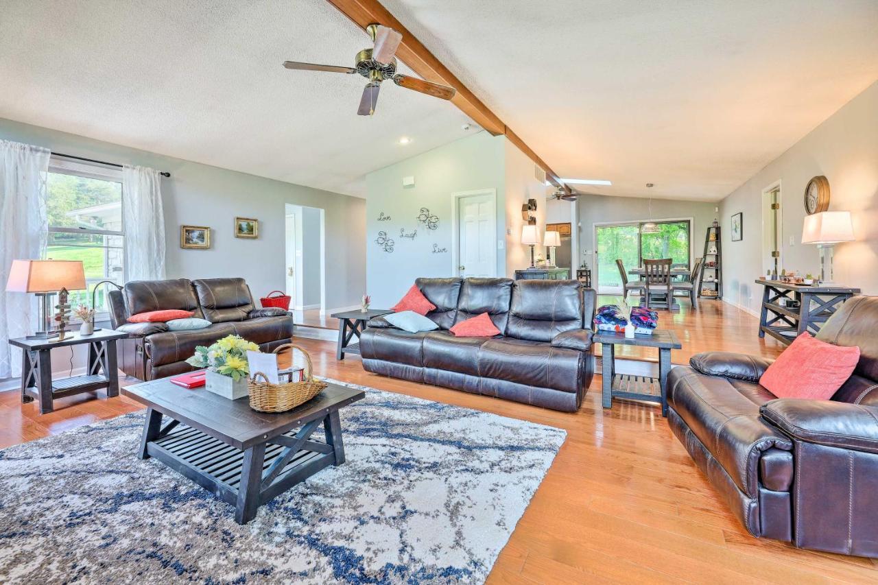 Family-Friendly Brookville Home With Hot Tub! Экстерьер фото